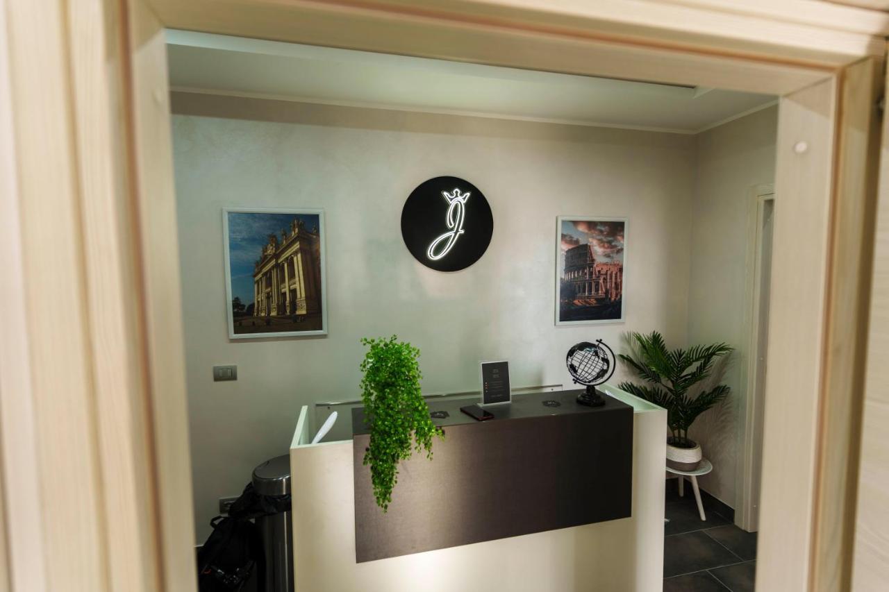 Julia Luxury Suite Roma Exterior foto